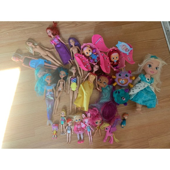 Mixed Bundle of Barbie Dolls Frozen Doll Elsa Squishy Monster High Aurora - Picture 1 of 11